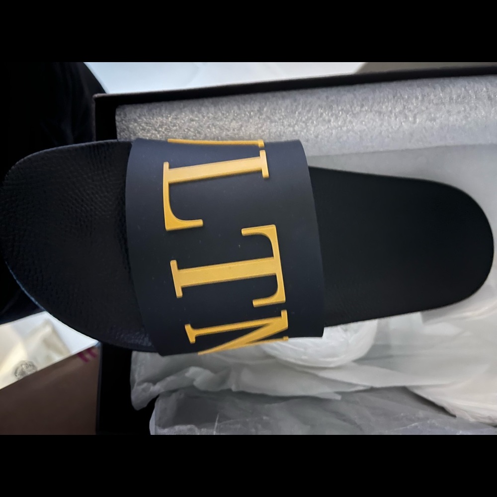 Brand new Valentino slides